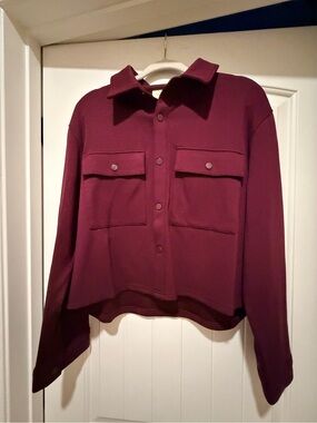 Cropped Button-Down Shirt Jacket in Wine